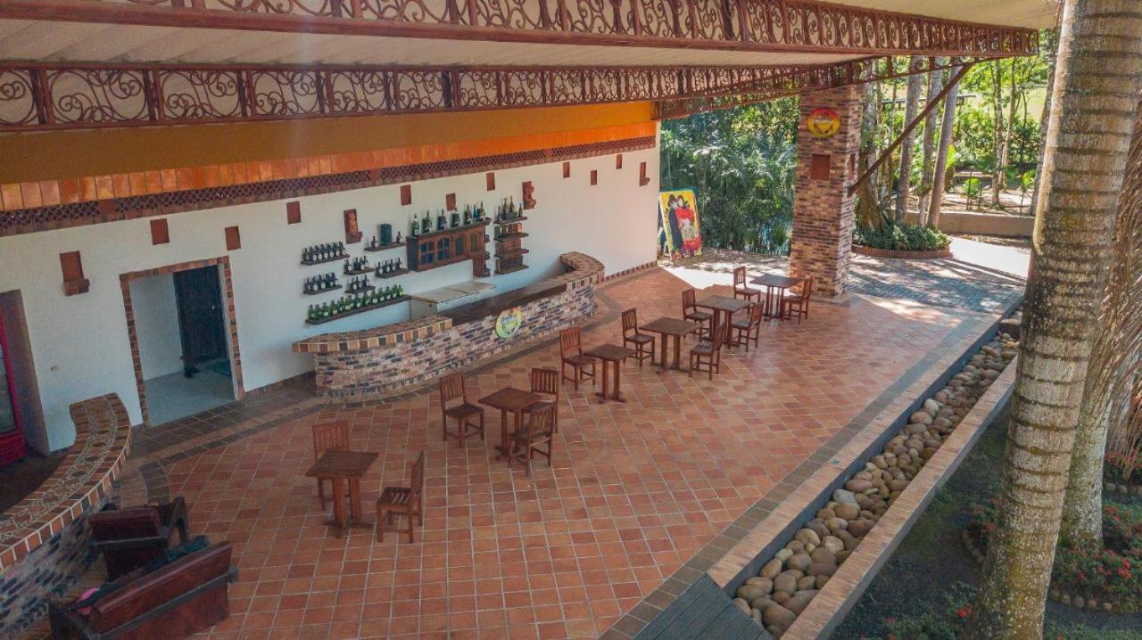Hotel Hacienda Gualanday Apiay Dış mekan fotoğraf